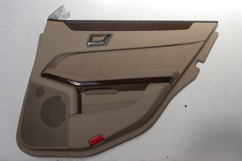 2010-2013 MERCEDES E-CLASS E350 W212 SEDAN REAR RIGHT SIDE DOOR PANEL COVER OEM