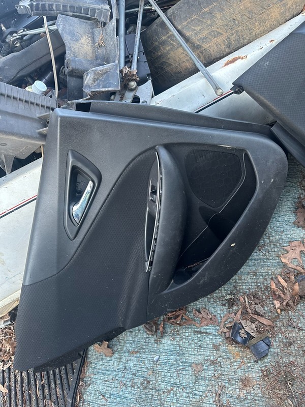 16-24 MALIBU OEM LH DRIVER SIDE REAR BLACK DOOR PANEL CARD -POWER WINDOWS