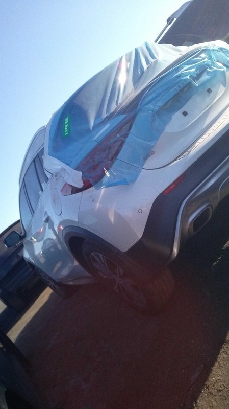 2018 INFINITI QX30 Right Door Glass White OEM 662337 Used 105K Miles