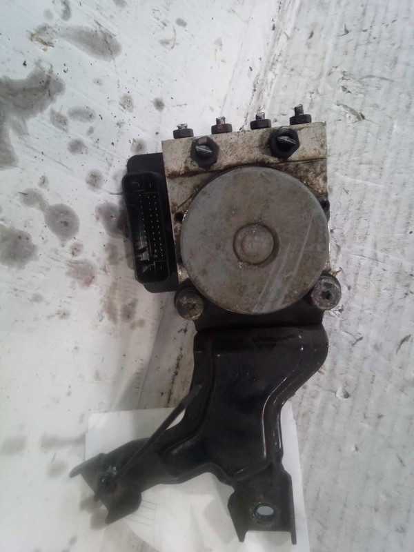 2018 KIA FORTE ABS Pump & Motor Assembly OEM 58920B0200 Maroon 138K Miles