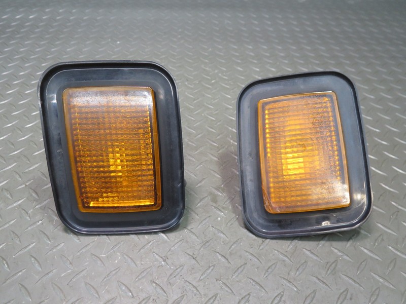 2003-2009 HUMMER H2 FRONT LEFT & RIGHT TURN SIGNAL PARKING LIGHT LAMP SET OF 2