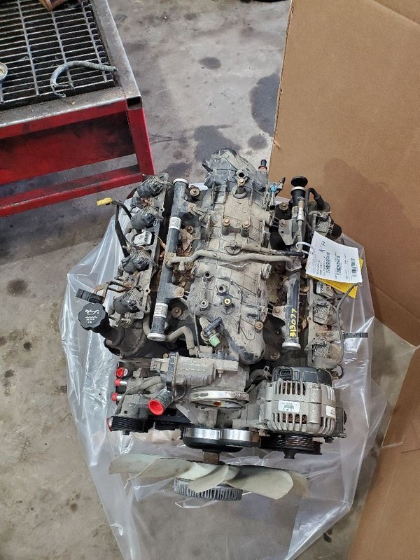 Engine 5.3L VIN T 8th Digit Fits 03-04 AVALANCHE 1500 300101