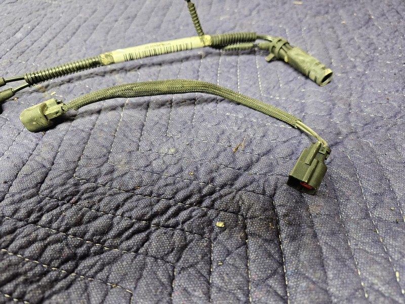 For 2005-10 Ford Mustang V6 4.0LWires