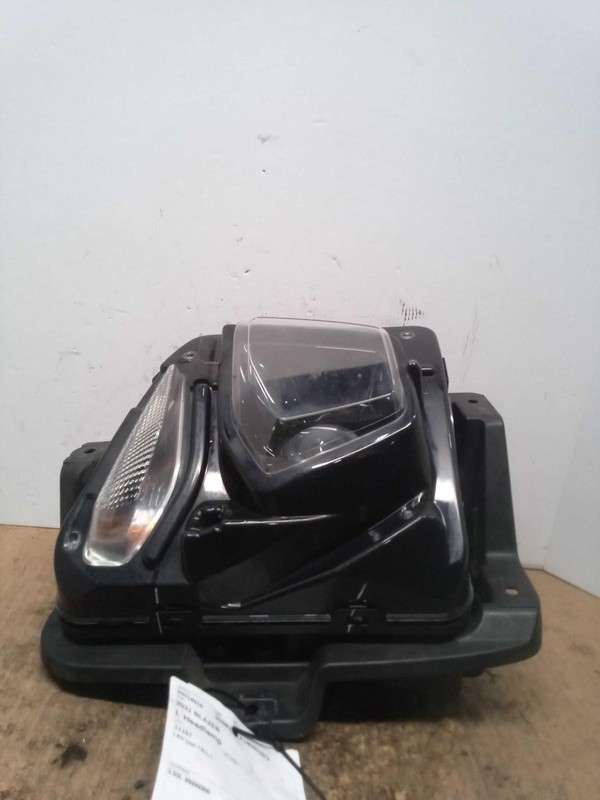 2021 Chevrolet Blazer Left Headlight Assembly Black 696657 Used 44K Miles