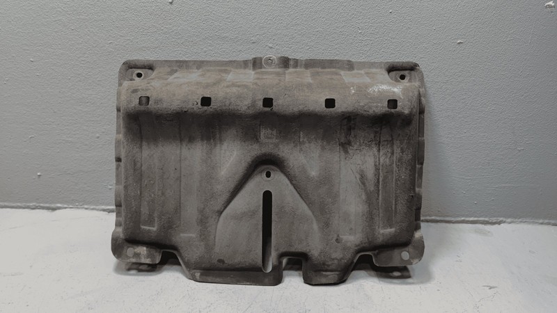 2017 - 2022 HONDA CR-V W/OUT HYBRID REAR UNDERBODY SPLASH GUARD SHIELD COVER OEM