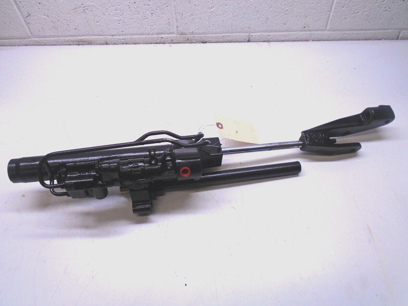 M2 Mercruiser Alpha 1 Generation 1 Bravo Power steering Cylinder Ram 95847