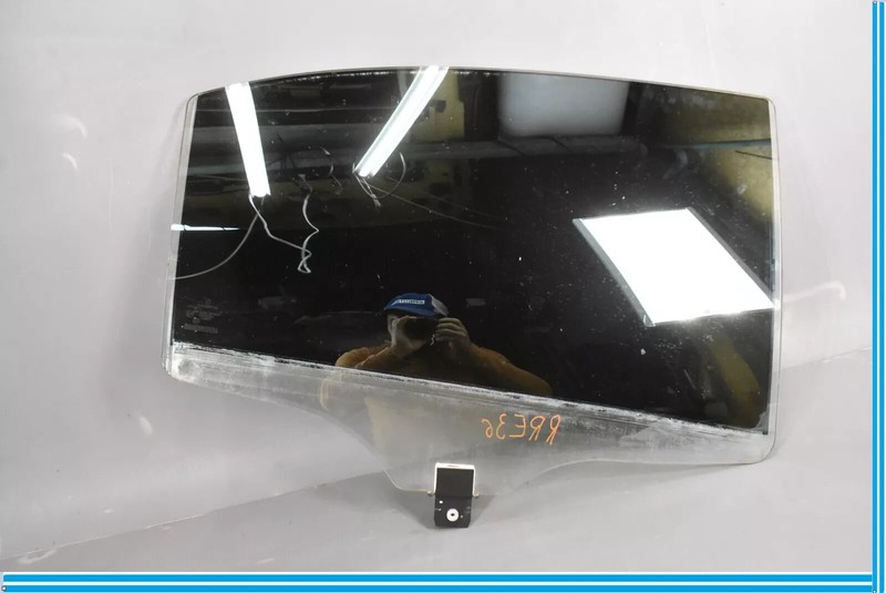 07-13 Mercedes W221 S63 AMG S550 Rear Right Passenger Door Window Glass OEM