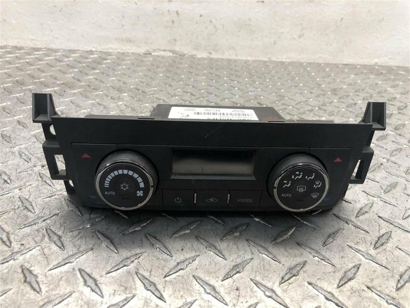 08-09 CADILLAC SRX FRONT TEMPERATURE CONTROL OEM 655-02073