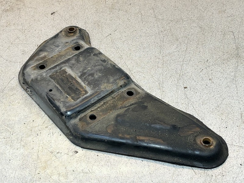 04-06 Mercedes Dodge Sprinter T1NFront Suspension Subframe Left Mount Bracket