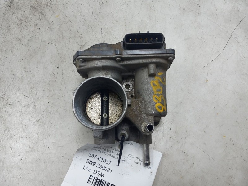 12-19 TOYOTA PRIUS C 1.5L THROTTLE BODY B3 7TH & 8TH DIGIT