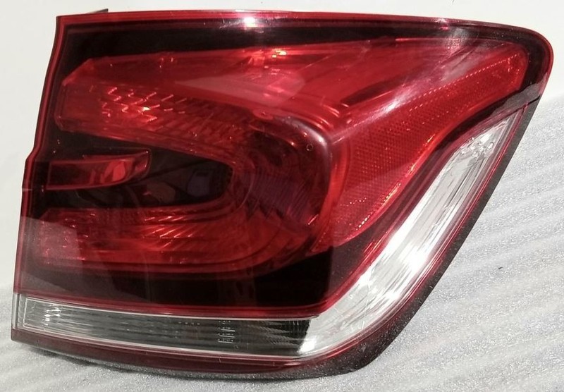 2013-2015 Honda Civic Sedan LX Si RH Passenger Outside Taillight33500TR0A51