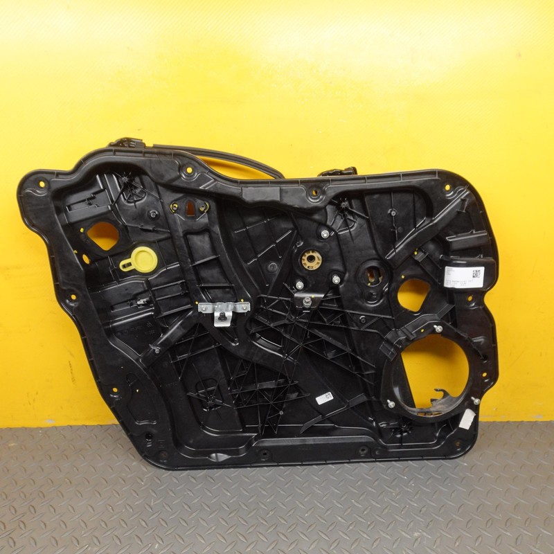 2018-2024 ALFA ROMEO STELVIO FRONT LEFT DOOR WINDOW REGULATOR OEM 68369864AA