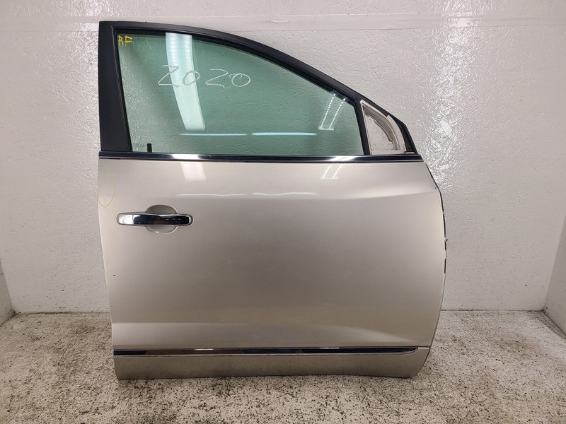 Buick Enclave Door Assembly Front Passenger RT W/O Express Power OEM 2010-2017