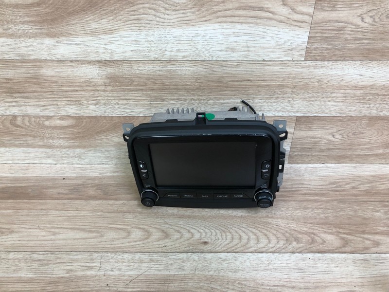 FIAT 500 500L OEM FRONT NAVIGATION INDASH SCREEN MONITOR RADIO DISPLAY 14-17 2