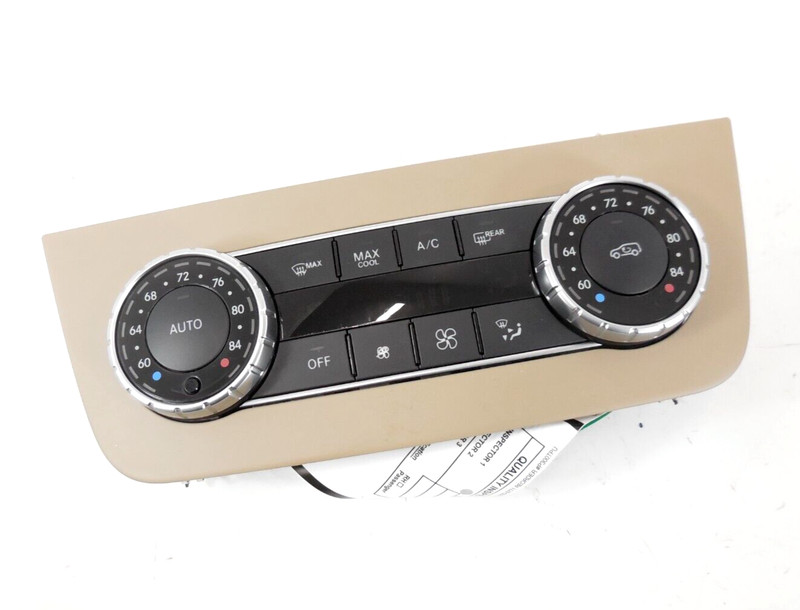 2014-2016 Mercedes-Benz GL450 Front Dual Zone Climate Temperature Control OEM