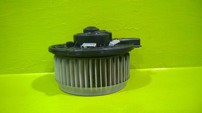 98 99 00 LEXUS GS400 BLOWER MOTOR OEM 2885-33