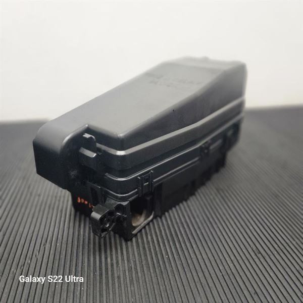 06-10 Kia Sedona Engine Fuse Box OEM 91950-4D040