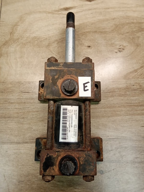 Parker 1H2A0000282189 Cylinder Model 2.00CC2ALUS13AC1.250