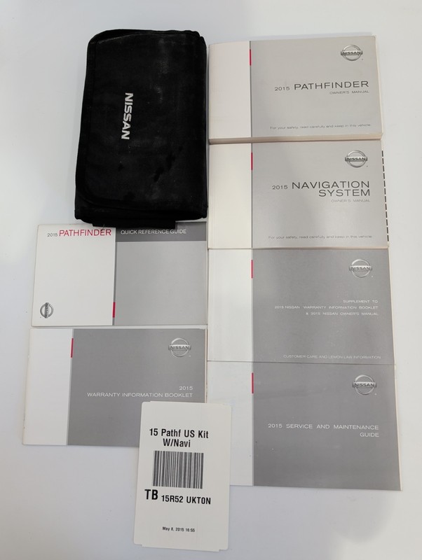 2015 Nissan Pathfinder Owners Manual w/ Navigation book, warranty guide & case