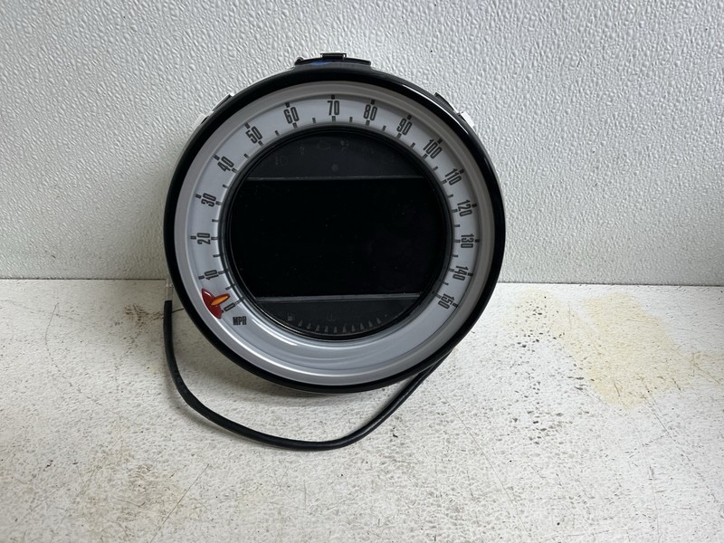 2007-2010 Mini Cooper Cluster Speedometer tach gauges instrument panel 3 448 226