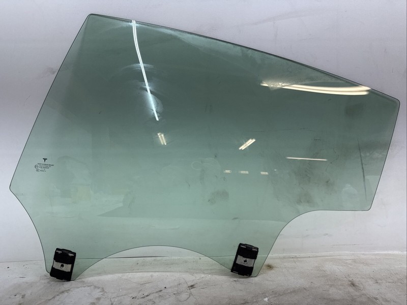π2020-2022 Tesla Model 3 M3 Rear Driver Side Door Window Glass Left 17028 S1
