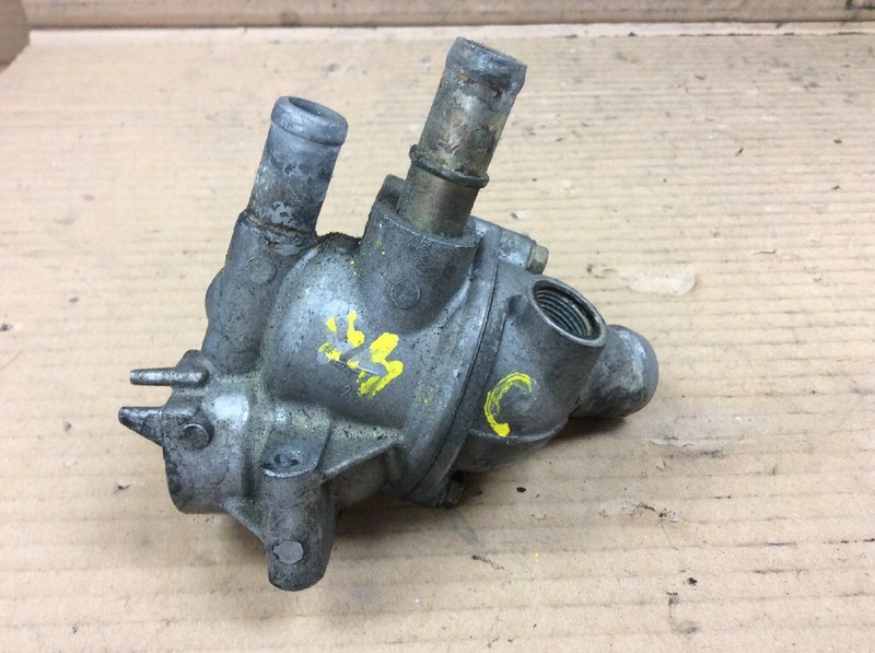 93 94 95 96 97 Del Sol Thermostat Housing Case Cover Used OEM