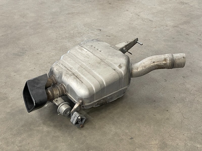 ⭐2012-2018 BMW 650I REAR RIGHT DRIVERS SIDE EXHAUST MUFFLER PIPE OEM LOT2402