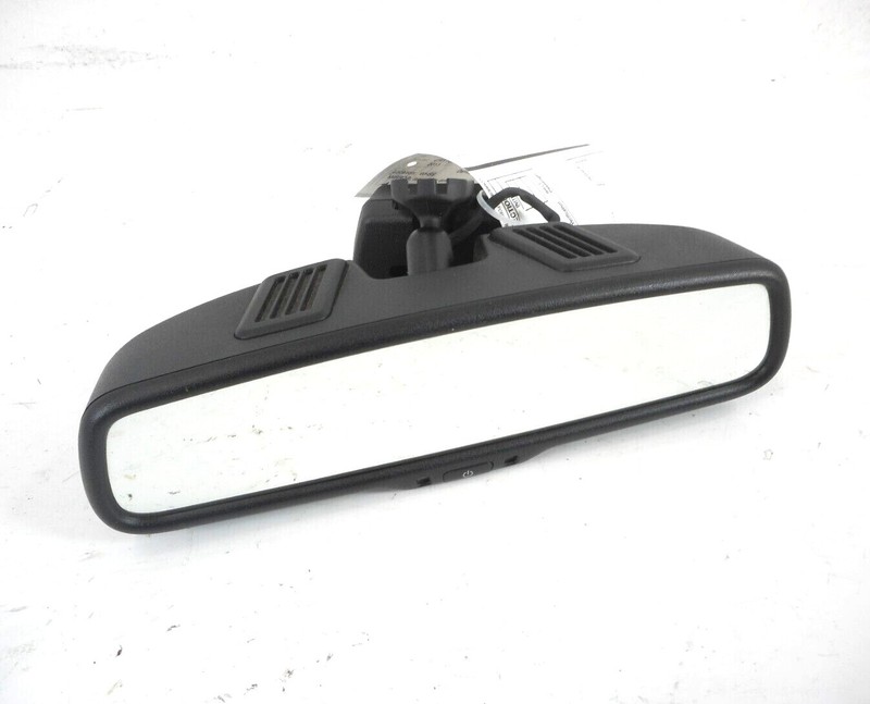 Chrysler Town & Country Rear View Mirror Auto Dim OEM 2010-2012