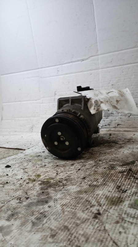 2017 Ford Escape A/C Compressor 1.5L OEM GV6119D629CB 135K Miles Gold
