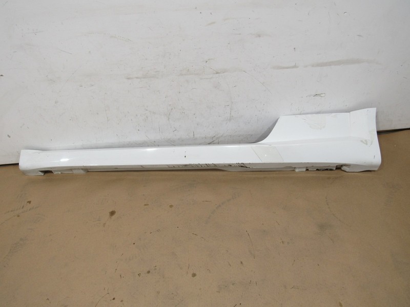 16-23 Audi TT 2019 Left Driver Rocker Skirt Panel Molding Cover ;