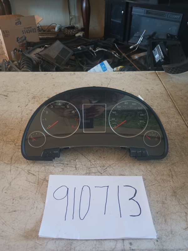 2004 - 2008 Audi A4 Speedometer Instrument Gauge Cluster 8E0920951G