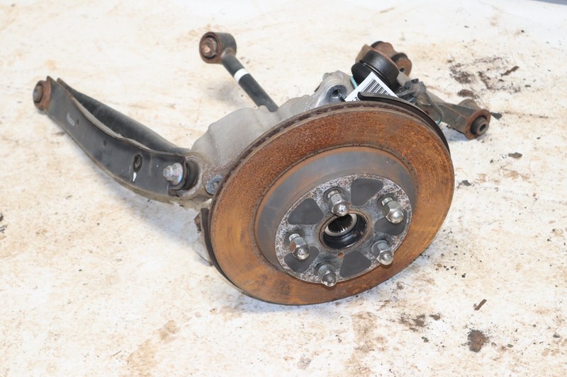 2019-2022 SUBARU FORESTER AWD REAR RIGHT SPINDLE KNUCKLE WHEEL HUB ASSY OEM