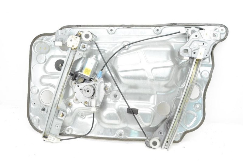 2003 Nissan 350z Coupe VQ35DE Driver Left Front Window Regulator and Motor
