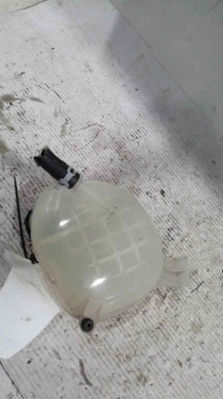 2022 VOLVO XC40 Engine Coolant Reservoir White OEM 31439768 37K Miles