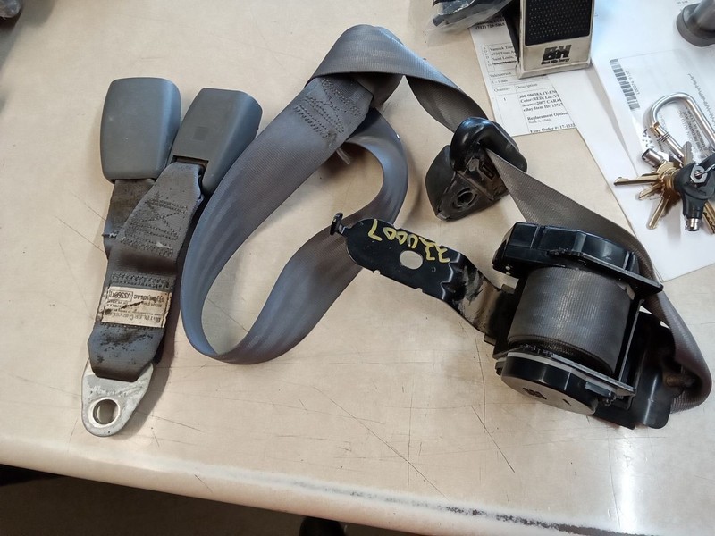 CARAVAN 2005 Seat Belt PASSENGER Rear 3RD ROW116120