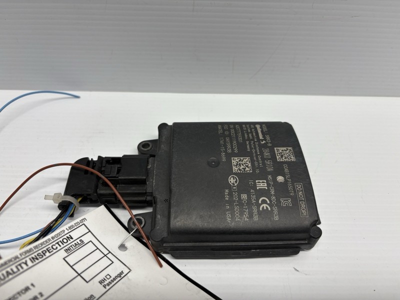 2021-2024 NISSAN KICKS BLIND SPOT RADAR SIDE OBSTACLE SENSOR 284K05R10A OEM