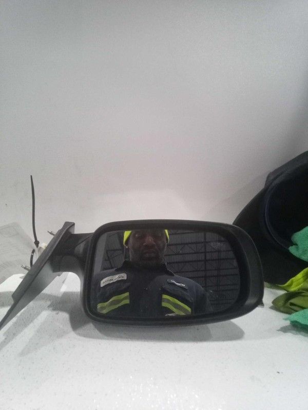 2012 Chrysler 200 Left Door Mirror Assembly Black OEM 278444 126K Miles