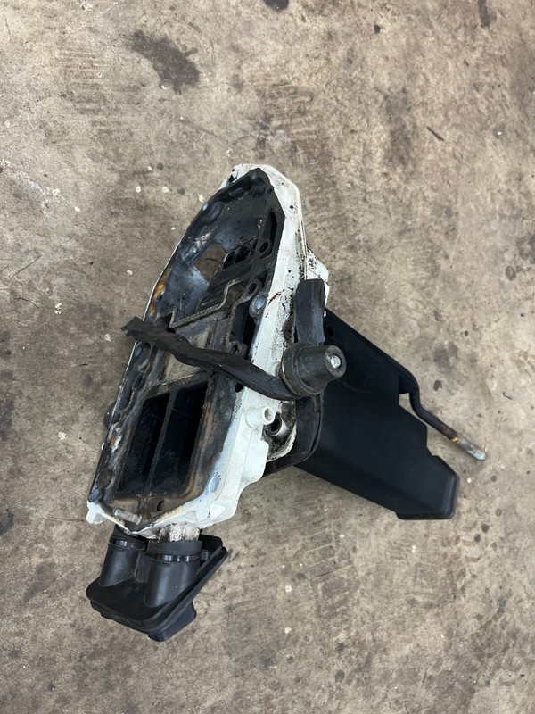 Evinrude Outboard 200 225 FICHT Exhaust Adapter 5001496 FRESHWATER