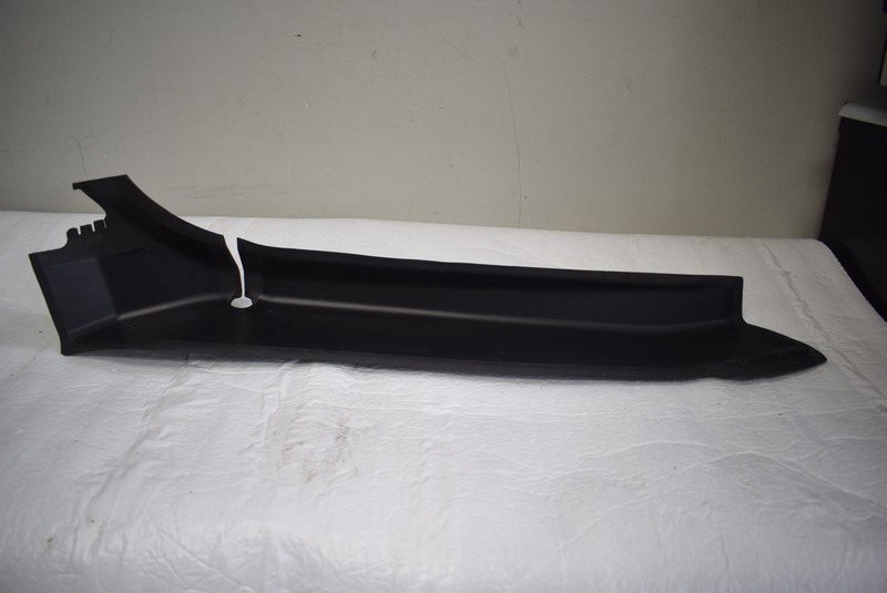 2013-2018 Land Rover Range Rover Sport Drain Tailgate DK624424 OEM