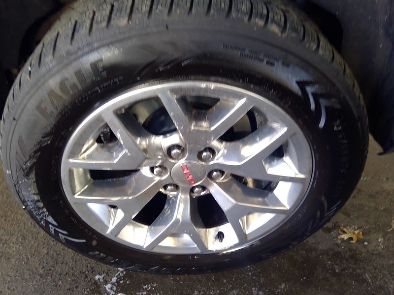 Rim Wheel 18x8-1/2 12 Spoke Opt Uhn Fits 15-20 YUKON 1721883