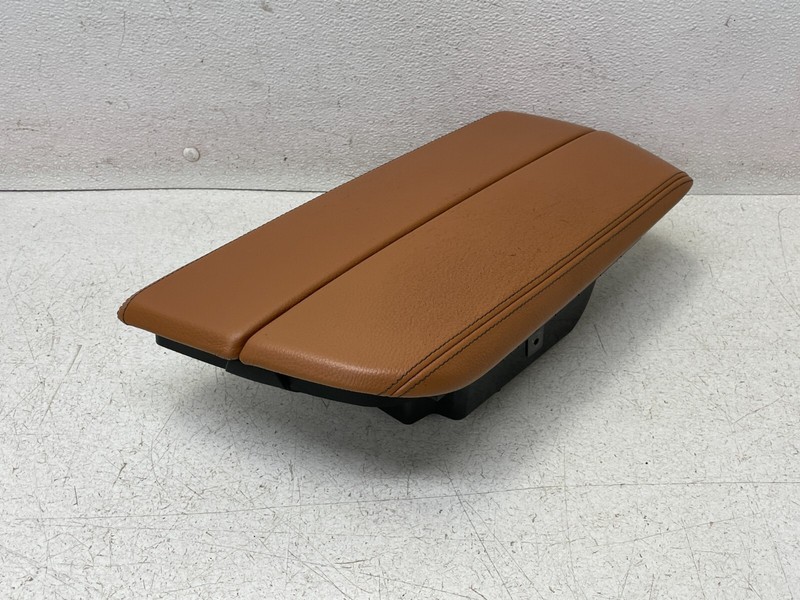 17 18 19 BMW G30 540i 530i Center Console Armrest Storage Lid Cover 1401 OEM