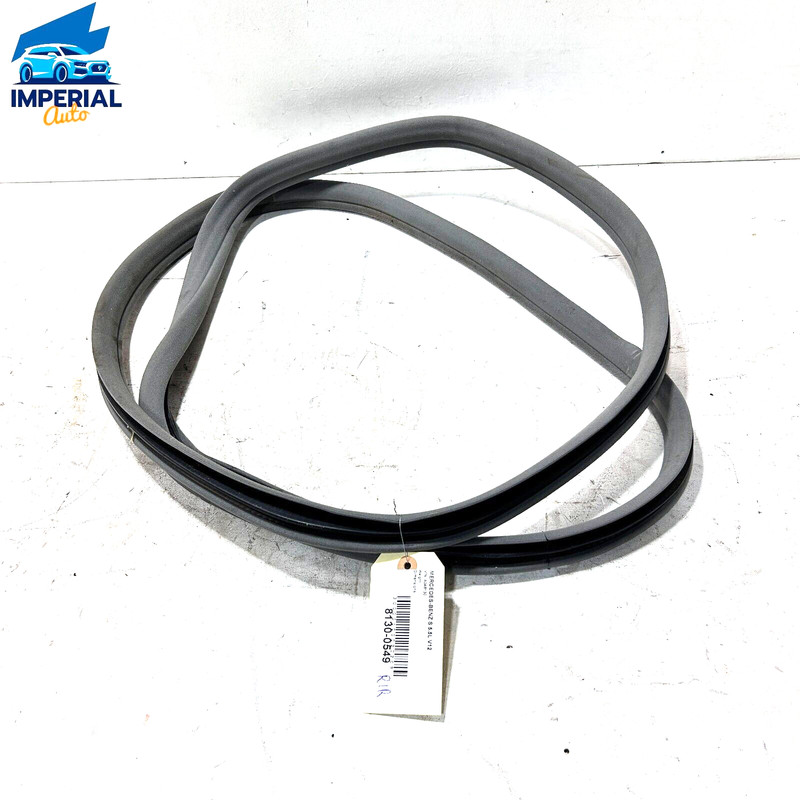 07-13 MERCEDES S600 S550 REAR PASSENGER SIDE DOOR BODY WEATHERSTRIP SEAL OEM