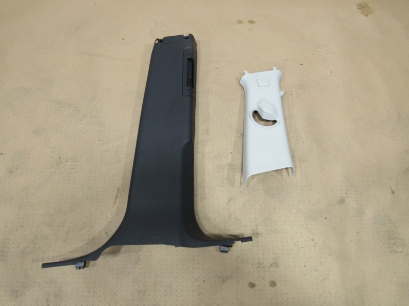 15-19 Land Rover Discovery Sport 2018 L550 Right B Pillar Cover Panel Trim Set ;