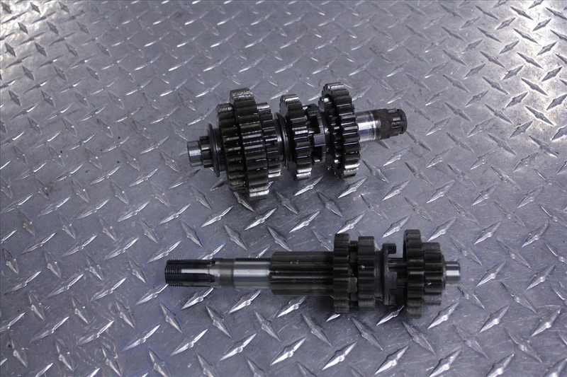 88 SUZUKI LT 300 E TRANS TRANSMISSION TRANNY GEARS LT300