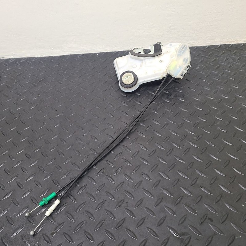 14-24 Toyota Corolla Front Right Side Door Lock Latch Actuator OEM 69030-02380