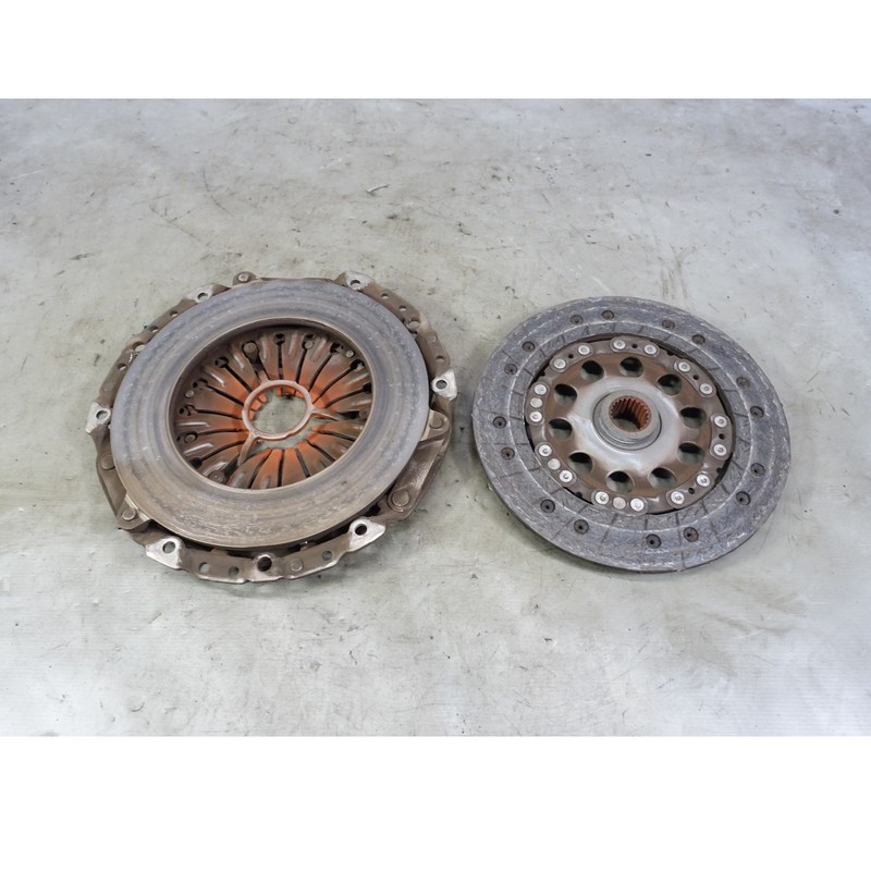 2006 BMW E83 X3 M54 3.0i Manual Transmission Clutch and Pressure Plate LuK OEM