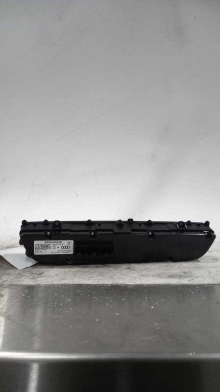 Used A/C Selector Switch fits: 2017 Audi Q7 front 3 knobs w/o ventilated seat w/