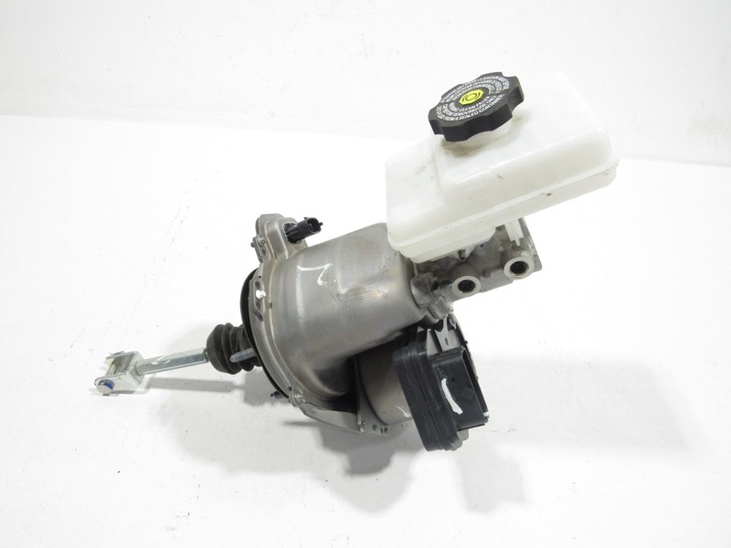 Rivian R1S 2024 Power Brake Booster W/ Master Cylinder 21-26 @1