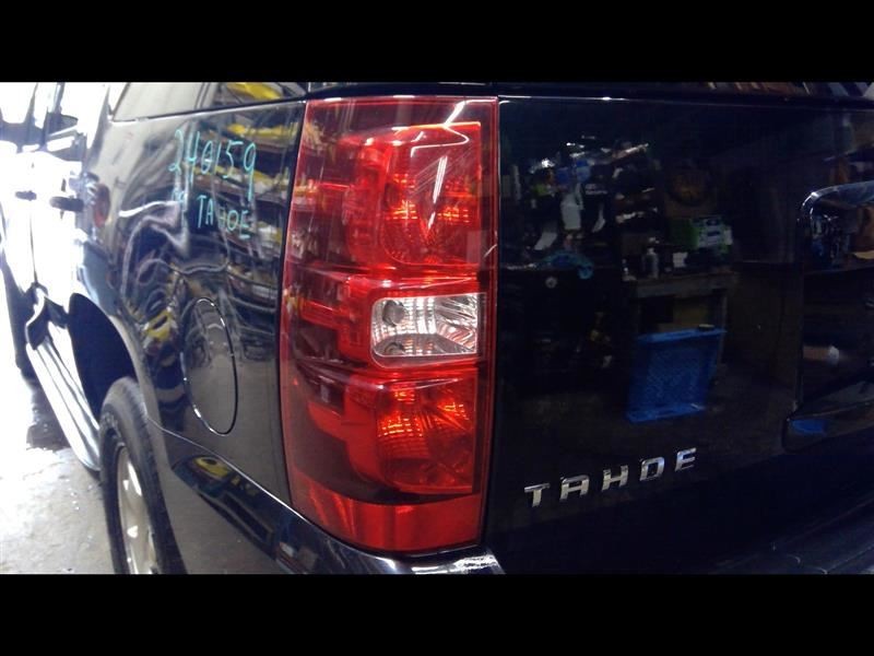 Driver Left Tail Light Fits 07-14 SUBURBAN 1500 1345629