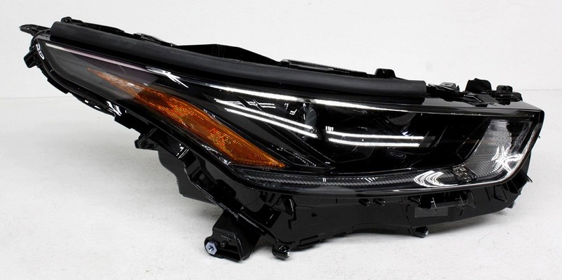 OEM Toyota Highlander Right Passenger Side LED Headlamp 81110-0E420 Tab Missing